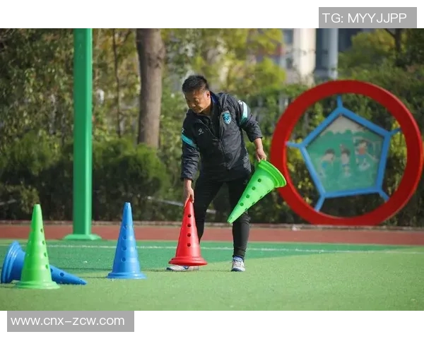 陈刚在足球领域的崛起与影响力分析及未来发展展望 陈刚在足球领域的崛起与影响力分析及未来发展展望